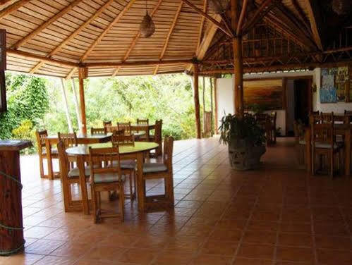 باكيرا Blue Jay Lodge المظهر الخارجي الصورة